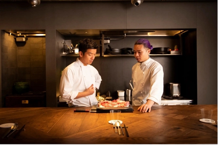 左:米澤文雄 右:久松暉典