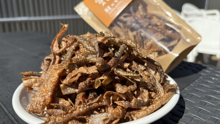 パリパリ食感の鮭のかわも