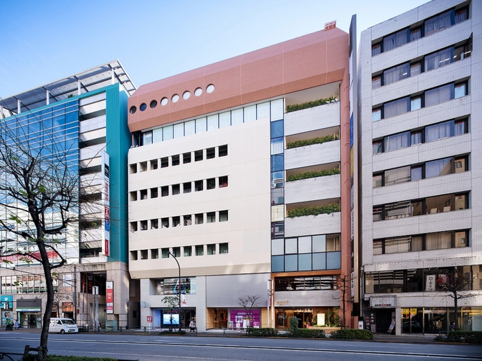 Gビル南池袋01 改修後の外観