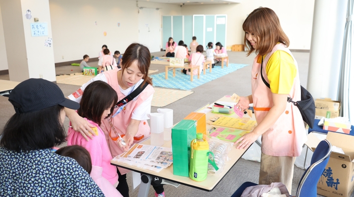 横浜マラソン　託児写真