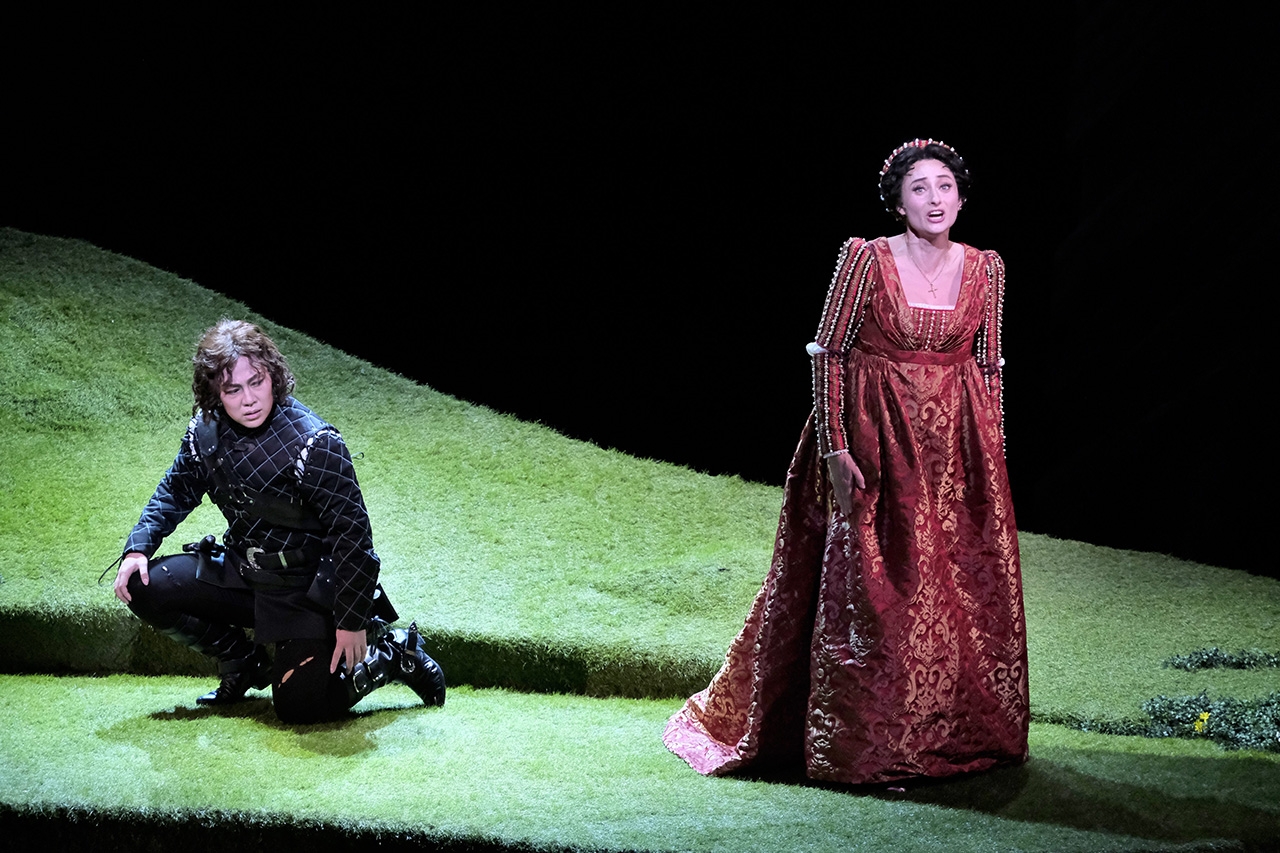NISSAY OPERA 2021『カプレーティとモンテッキ』 14日出演組 撮影:三枝近志