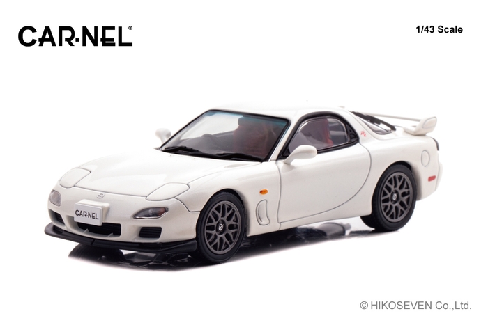 1/43 マツダ RX-7 Type RZ (FD3S) 2000 Snow White Pearl Mica：左前
