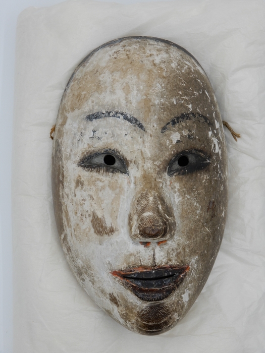 栂尾神楽 女面　 江戸時代（寛永9年（1632）か）　個人蔵