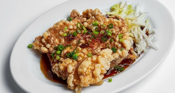 ジャンボ油淋鶏(一枚肉)¥990