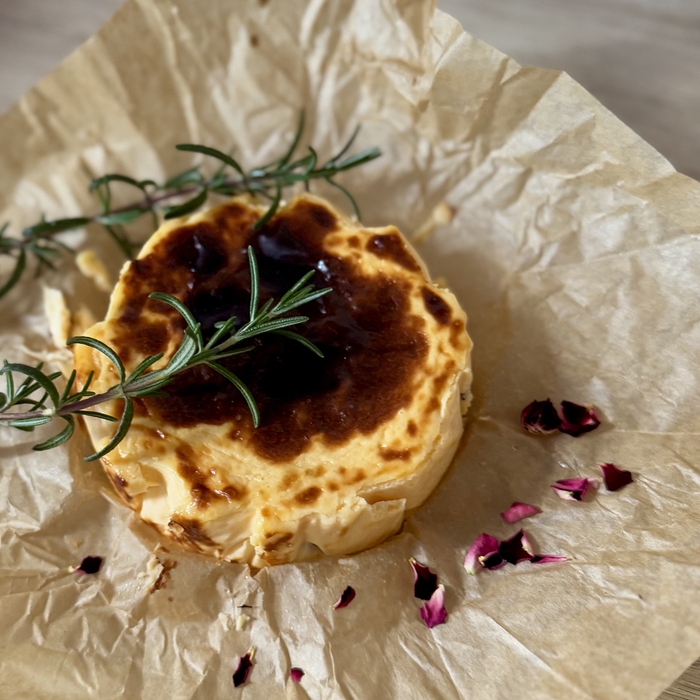 バズるチーズケーキ(flower&rosemary)