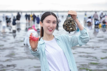 潮干狩りを楽しみながら最高5億円のお宝ハント！？ 『サマージャンボカプセル潮干狩り』 5億円に肖り、5のつく日は、カプセル5倍、7/15海の日も！