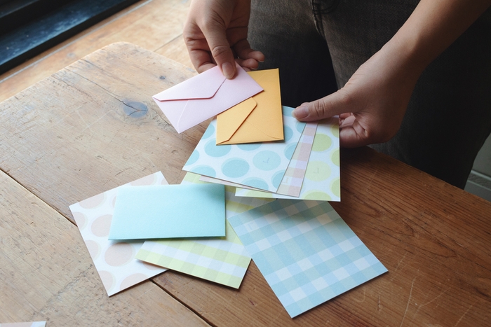 カード台紙と封筒を選んで