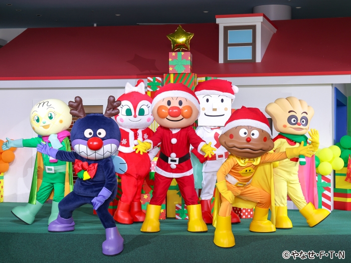 メインステージ 「みんないっしょに メリークリスマス!」※画像はイメージです