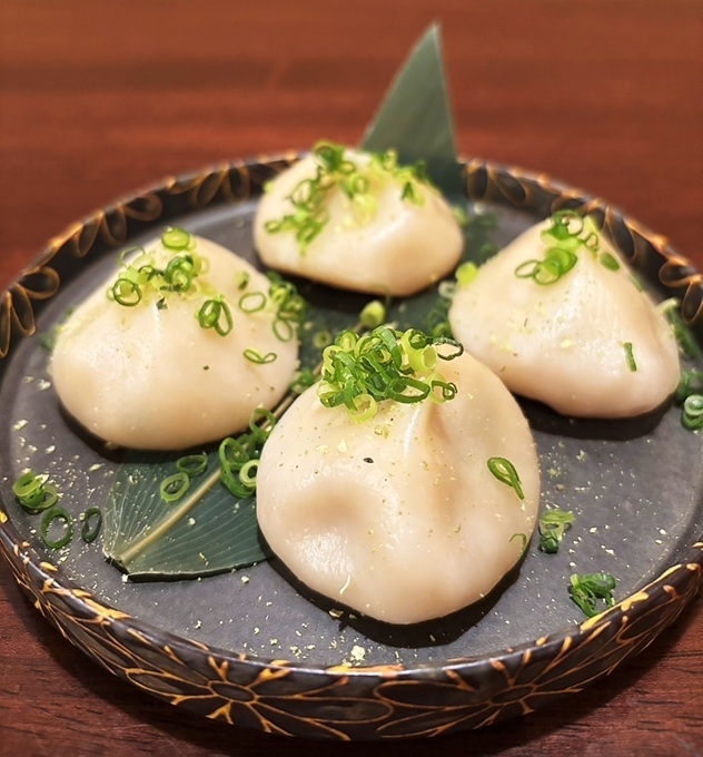 餃子の常識を覆す!肉汁爆発!蒸し餃子