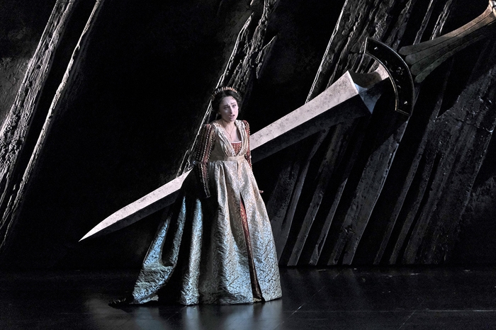 NISSAY OPERA 2021『カプレーティとモンテッキ』 14日出演組 撮影:三枝近志