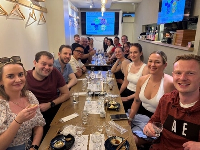 日本酒専門の居酒屋「Premium Sake Pub GASHUE」で インバウンド向け 飲食付カルチャー教室を2026年1月より開始