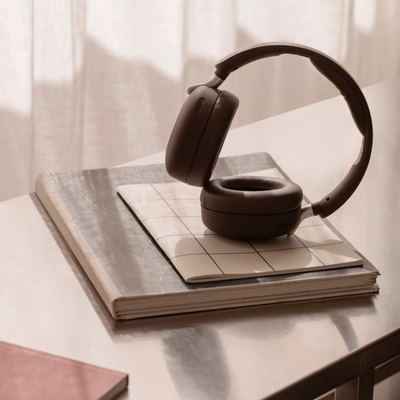 北欧オーディオブランドSudioから、ベストセラーの 密閉型ワイヤレスヘッドホン「Sudio K2 Pro」に新色が登場