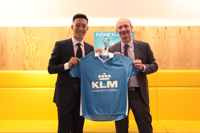 小林選手とエールフランス航空/KLMオランダ航空日本支社長
