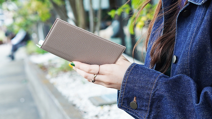 男女問わず使えるデザイン