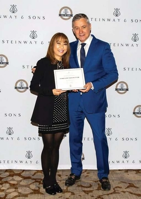 卓越性を称えて：日系アメリカ人の小西ヒューストン蘭子氏、 2025年マサチューセッツ最優秀音楽教師に選出