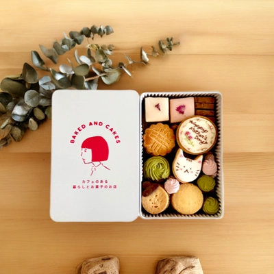 母の日を特別な日に彩る母の日クッキー缶の販売を開始　 12種類のクッキーが33枚とメレンゲ10個以上が詰まった特別な缶