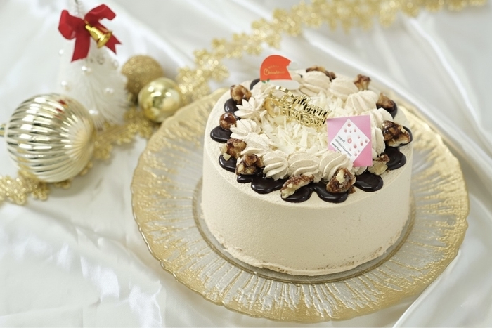 クリスマスホワイトキャラメルケーキ