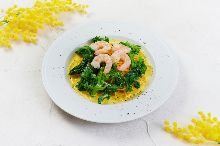 Amici 「海老と菜の花のサフランクリームパスタ」 1,320円