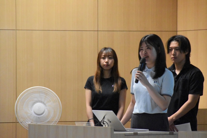 あらすじを説明