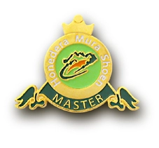 PINS FACTORY（ピンズファクトリー）　ピンズ実例紹介社団法人一関青年会議所　様　「骨寺村荘園バッヂ」★世界遺産登録への思いを込めた記念品