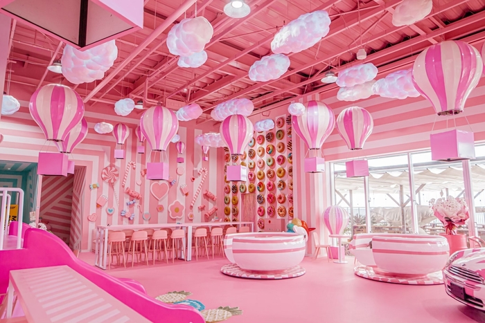 園内:The Pink Cafe 4