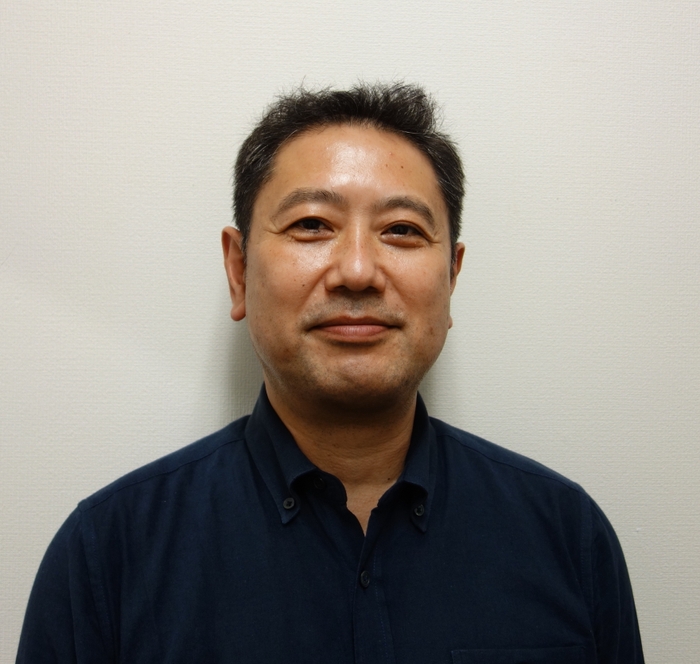 公益社団法人日本フラワーデザイナー協会 理事長 西村 好正 様