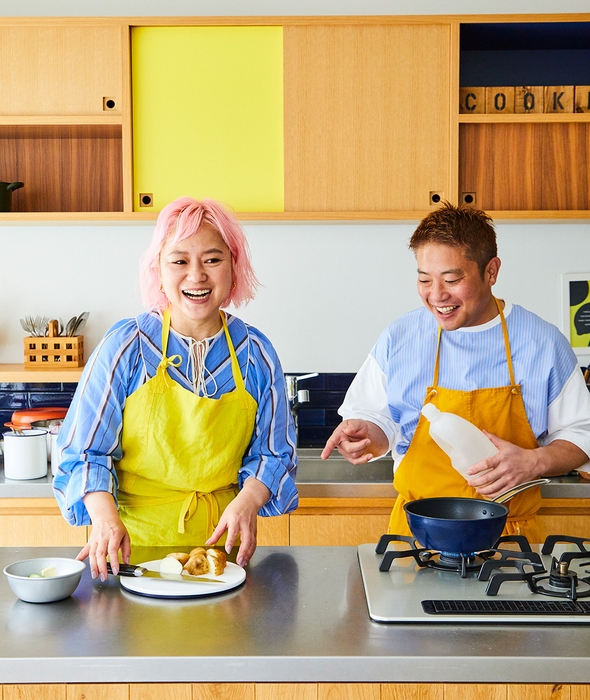 「人気料理家のおうちごはん大公開!」栗原心平さん(右)×栗原友さん(左)