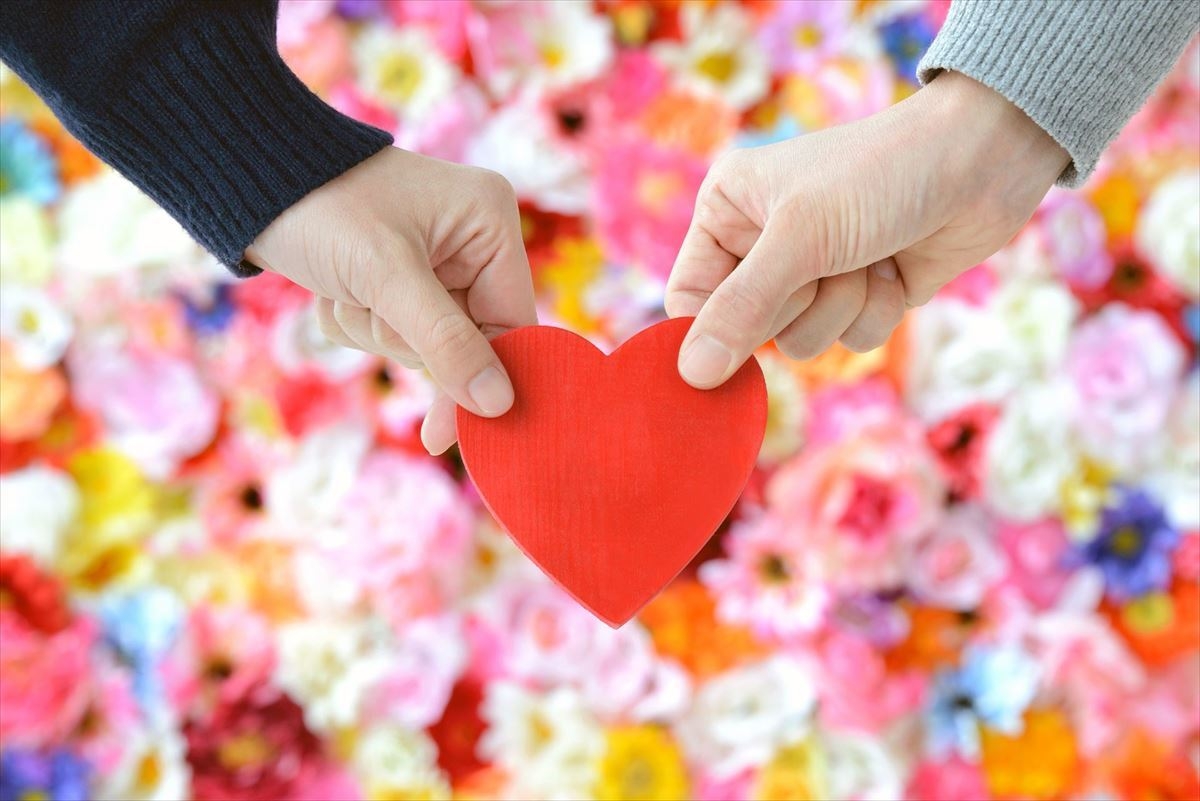 3位:ロマンチックな言葉で感動的なプロポーズ