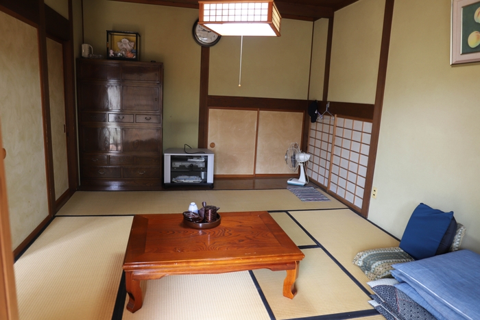 1F和室