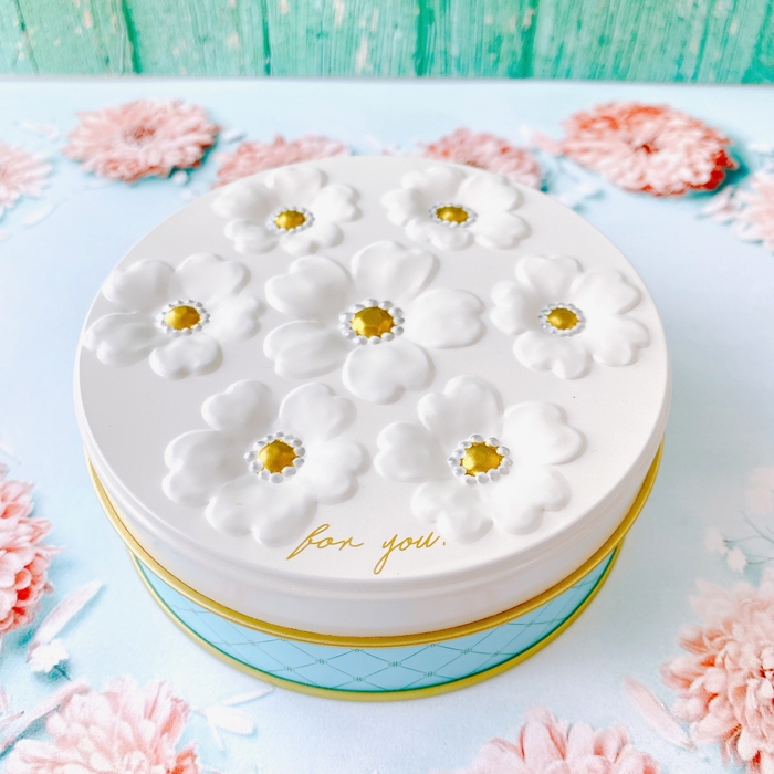 食べた後も使える可愛いケーキ缶