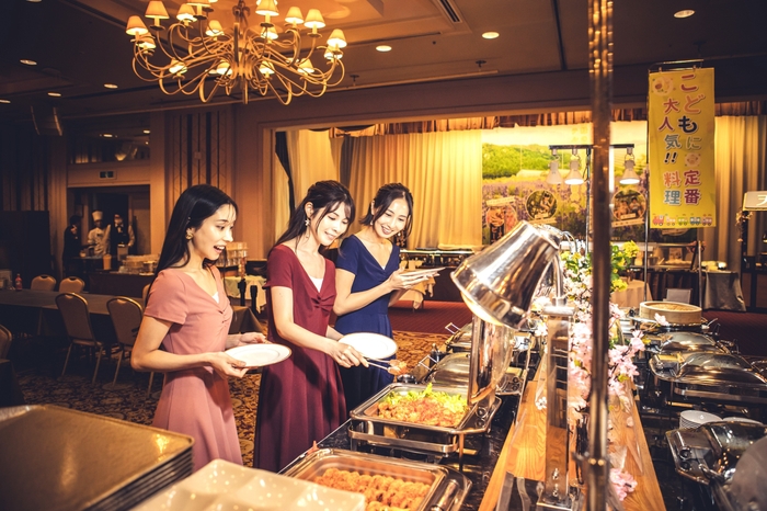 夕食ビュッフェイメージ
