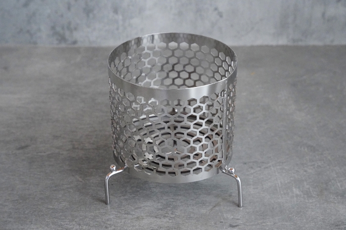 炭をいれるパーツ