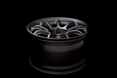 機能美に拘った9本スポークホイール新登場！