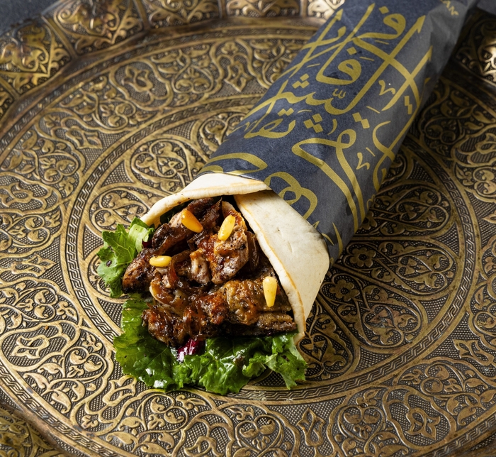 <カールヴァーン デリカテッセン&ビアストップ>チキン&キャラメルオニオン