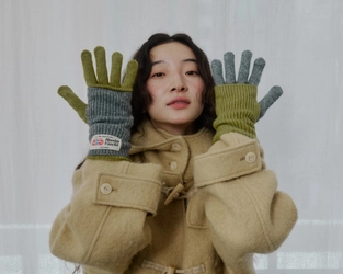 「I Hate Monday (アイヘイトマンデー) 」より、“冬を楽しむ”ための新作が登場 / ふわもこソックス、クリスマス限定デザイン、あったかグローブ、カラフルマットまで