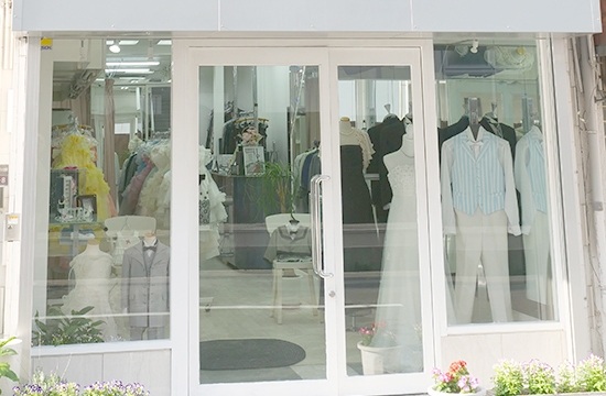 店舗入口