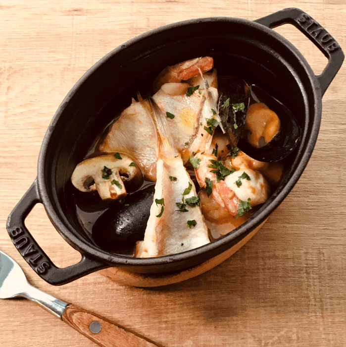 「甘鯛のブイヤベース~ホタテ・海老・ムール貝~」 990円