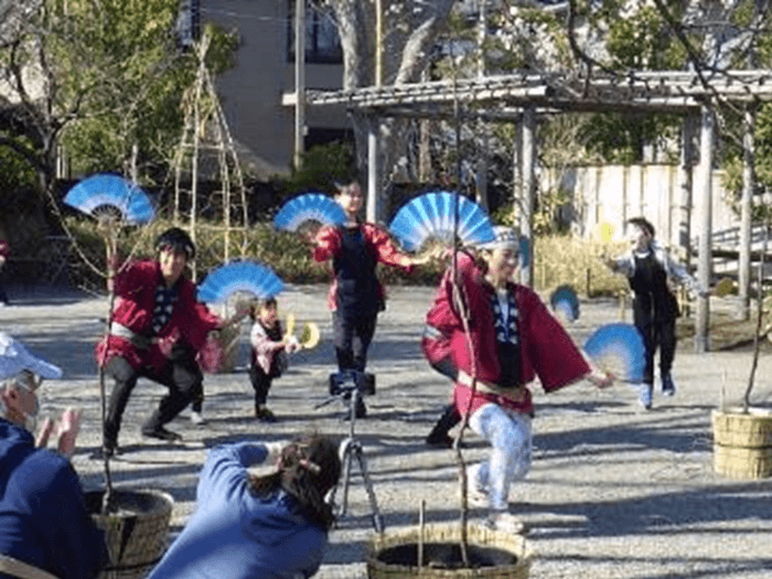 すずめ踊り(昨年度の様子)