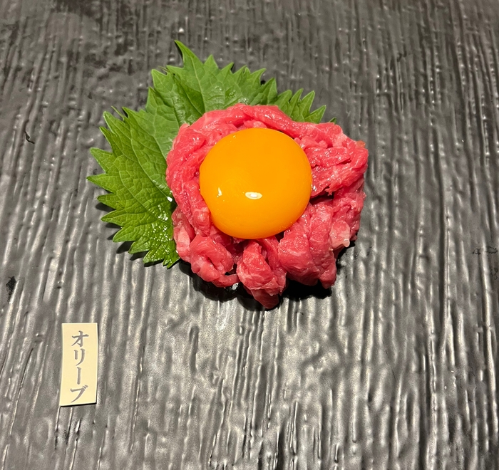 オリーブオイルユッケ