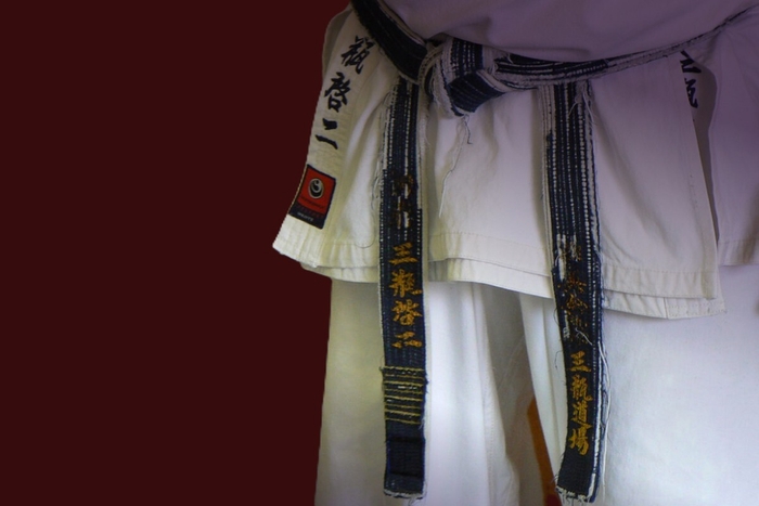 三瓶啓二師範帯