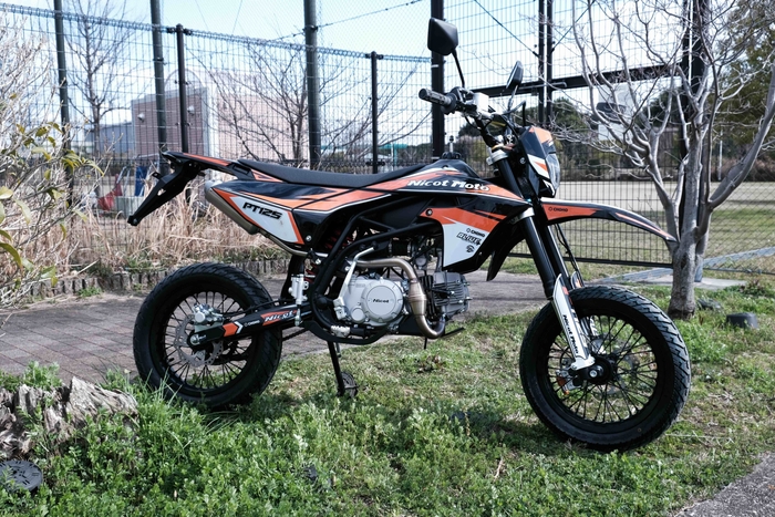 14インチモデル