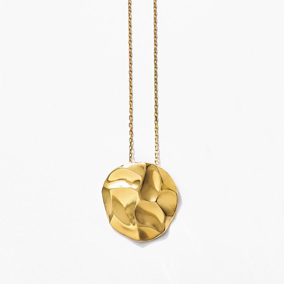 ネックレス ¥18,000( 税抜 )