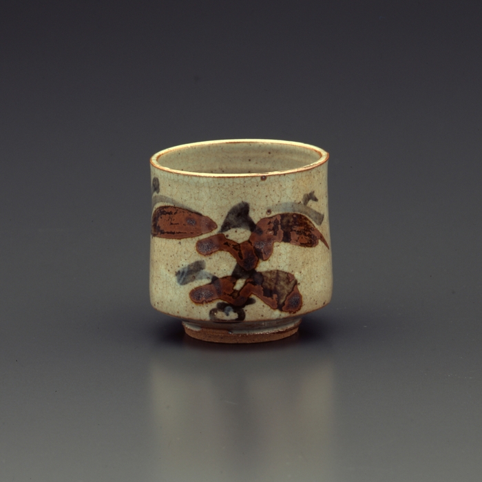 (11) 鉄絵草花図湯呑茶碗 京都府/清水焼・鐘渓窯 河井寛次郎