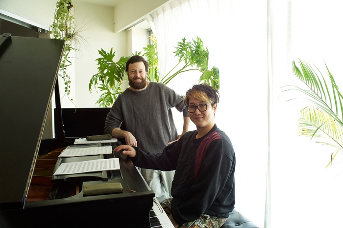 渡辺翔太+Marty Holoubek