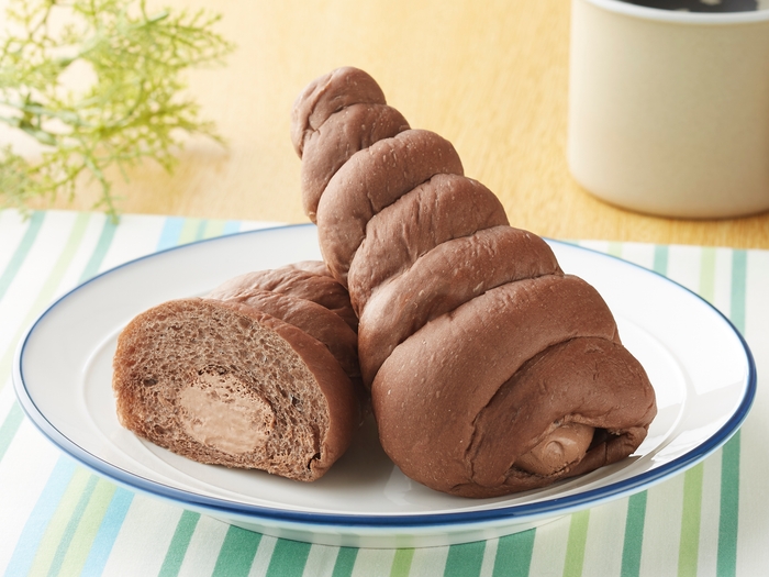 「ソフトクリームみたいなパン ベルギーチョコ入りクリーム」単品画像