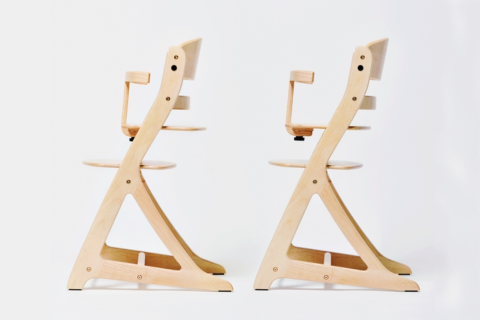 すくすくチェア プラス 座板奥行き調整できます