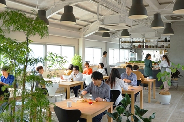 日比野設計、働き方改革の取り組みと実績調査結果を公開！ “有給取得率1.5倍、月40時間の労働時間減少”などの成果が