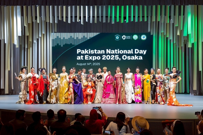 2025.8.14 大阪万博パキスタンナショナルデーにて奏音ドレスファッションショー開催