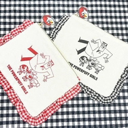 ちょっとレトロなフリルがポイント。パワパフのシンプル可愛いポーチ。