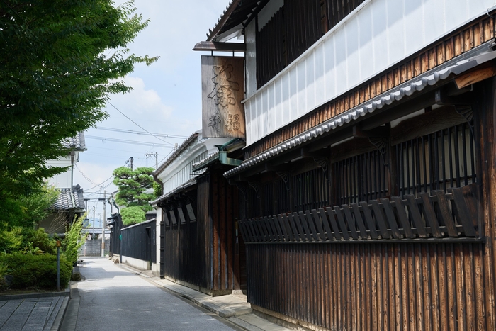 山城茶問屋の街並み
